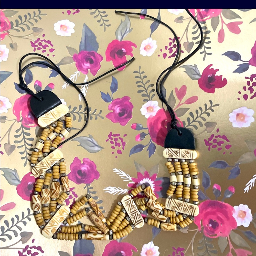 Choker Necklace from Venice Beach, California ❤️